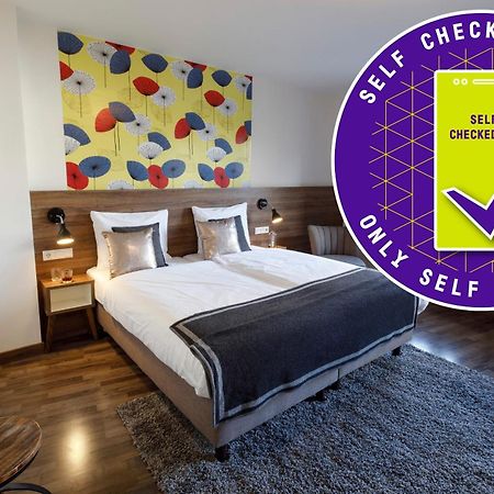 Koncept Hotel zum kostbaren Blut - contactless check-in Keulen Buitenkant foto