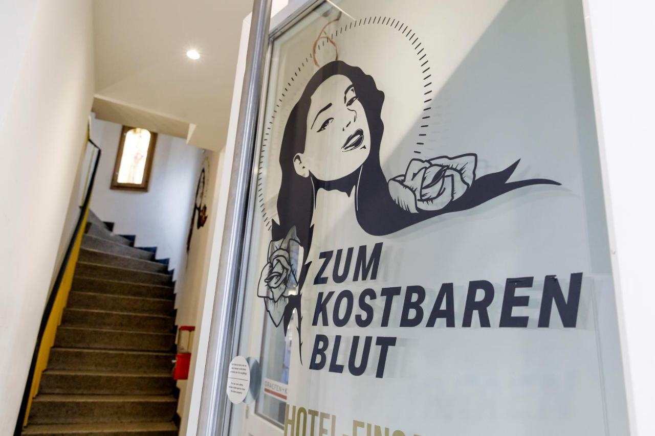 Koncept Hotel zum kostbaren Blut - contactless check-in Keulen Buitenkant foto